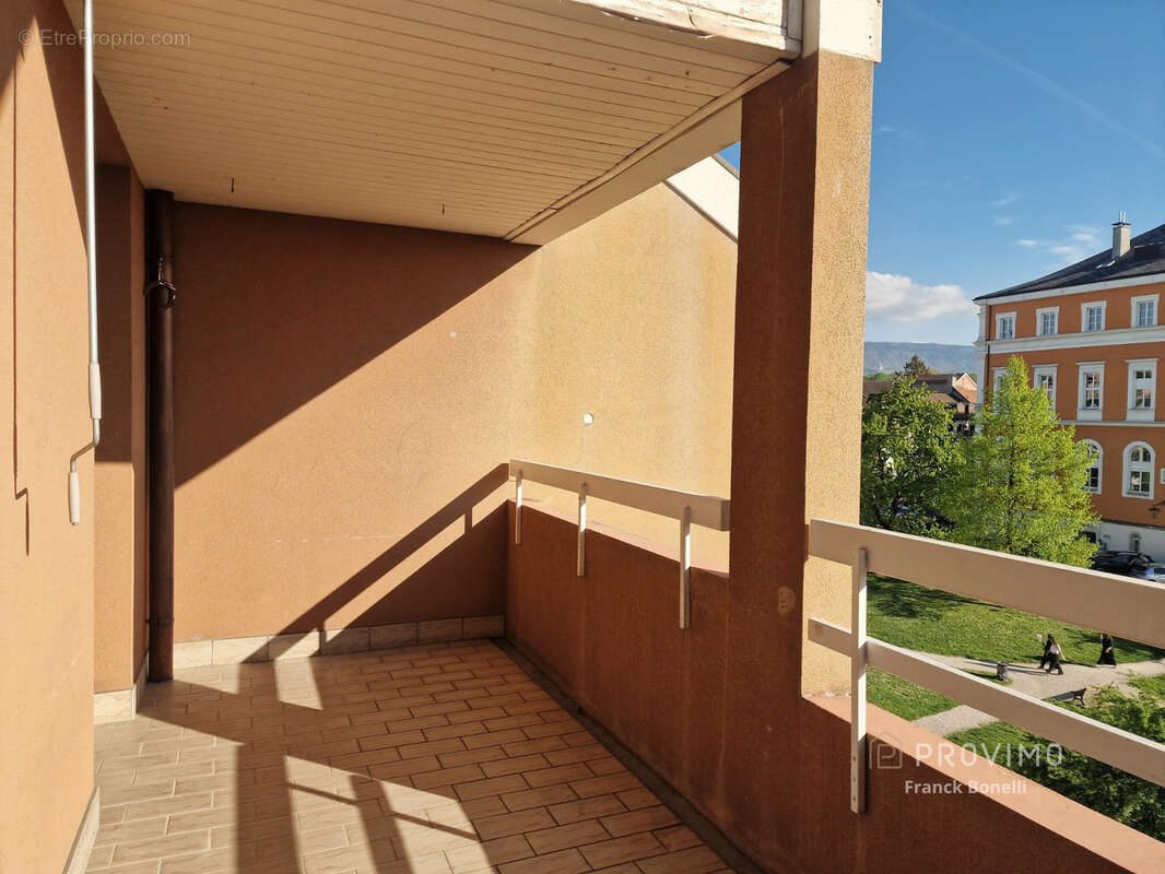 Appartement à SAINT-JULIEN-EN-GENEVOIS