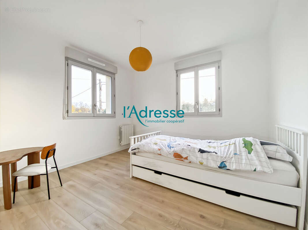 Maison à OINVILLE-SUR-MONTCIENT