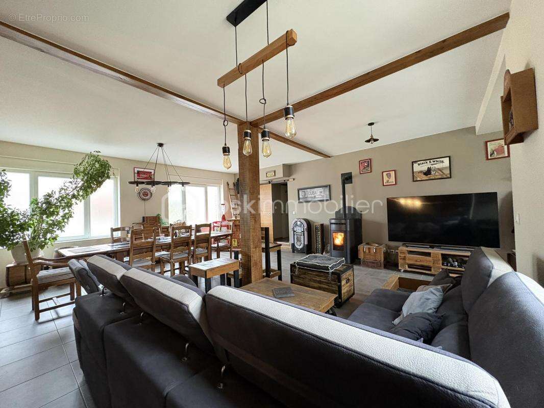 Maison à CAMPHIN-EN-PEVELE