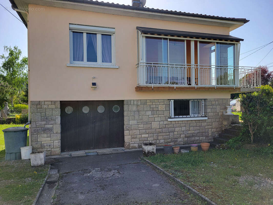 Maison de ville Villefranche De Rouergue 6 pièce(s) 152 m2 - photo 4