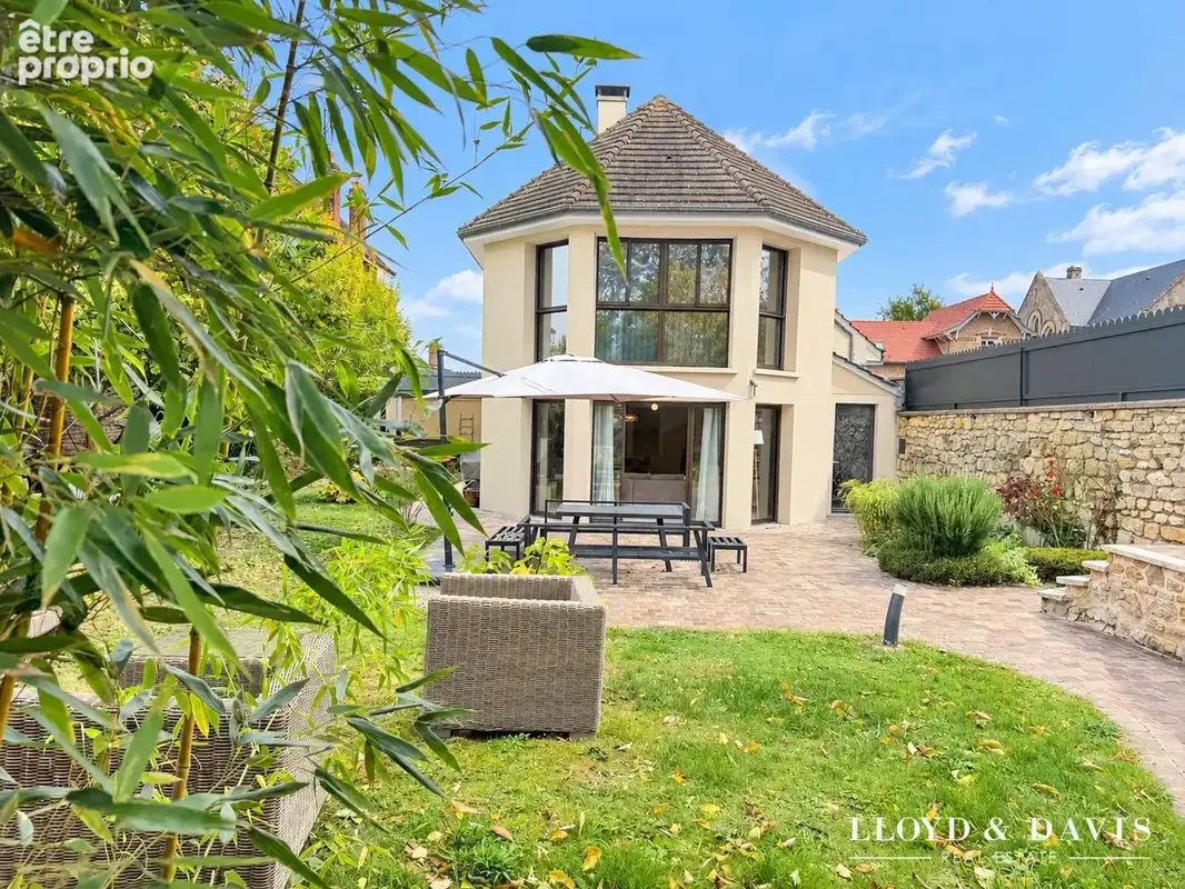 Maison 8 pièces 245 m² à vendre à Compiegne (60200) - photo 1