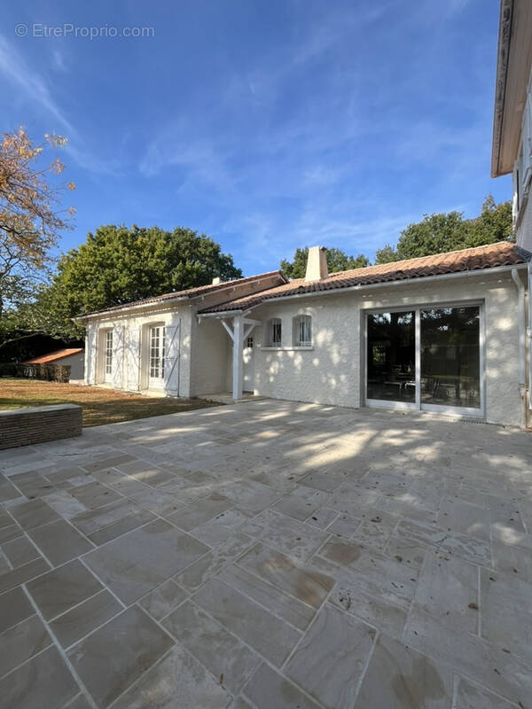 Maison à MAULEON