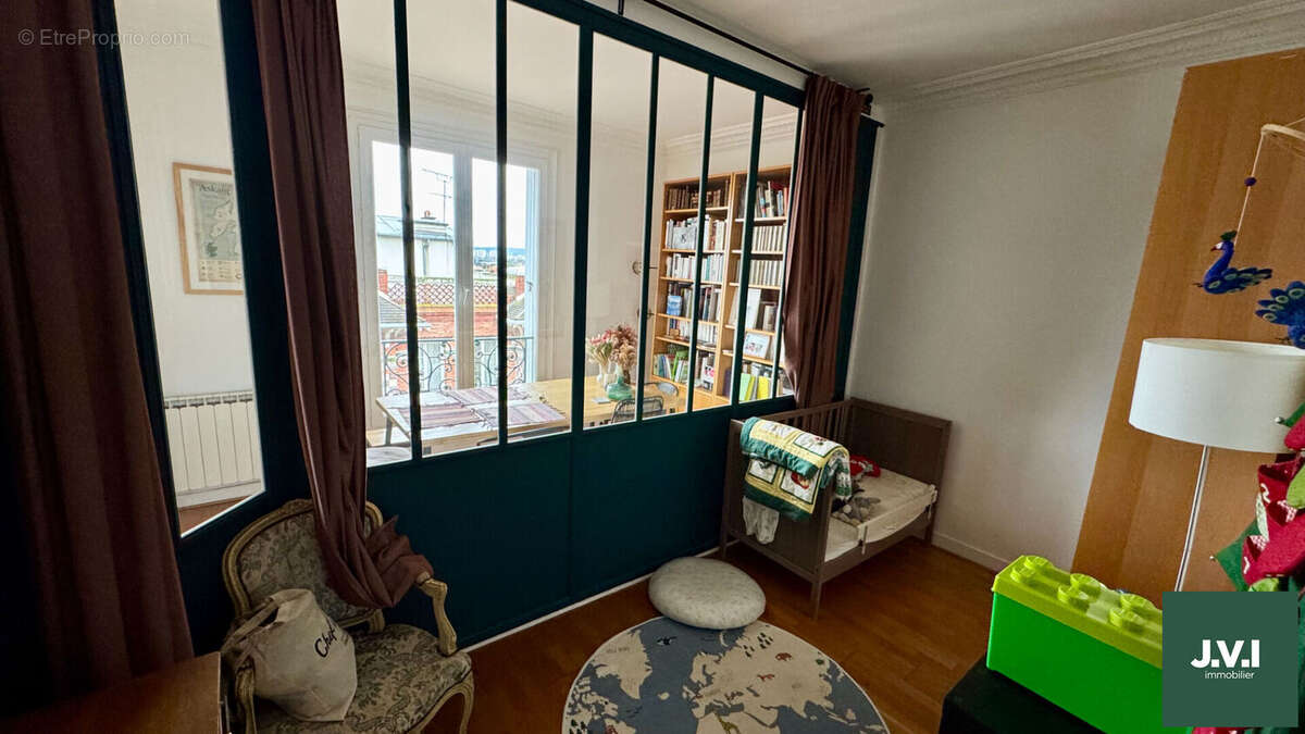 Appartement à ENGHIEN-LES-BAINS