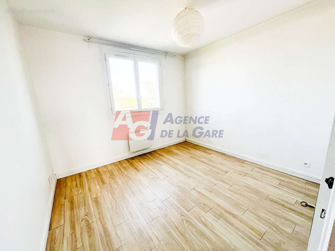 Appartement à HOUILLES