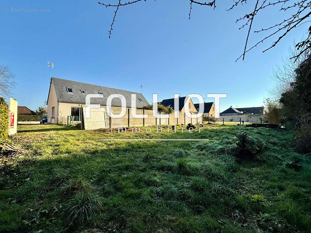 Terrain à BLAINVILLE-SUR-MER