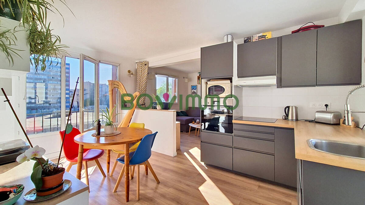 Appartement à CLICHY