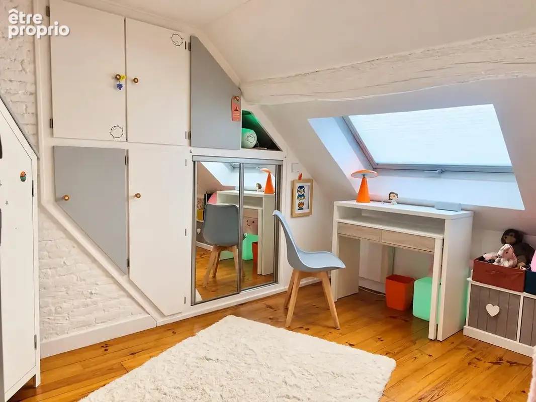 Tres bel appartement atypique - 70.15m2 / 100m2 au sol - jardin de 250m2 - le charme de l’ancien. - photo 9