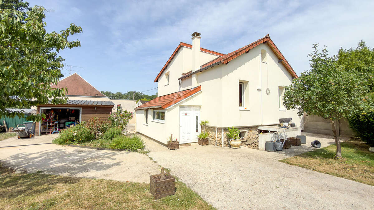 Maison à YERRES