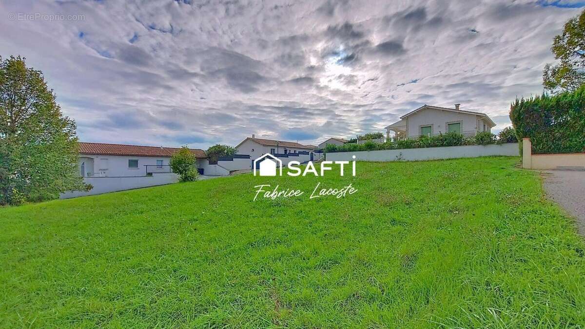 Terrain 739 m² à Lezat-Sur-Leze  - photo 2