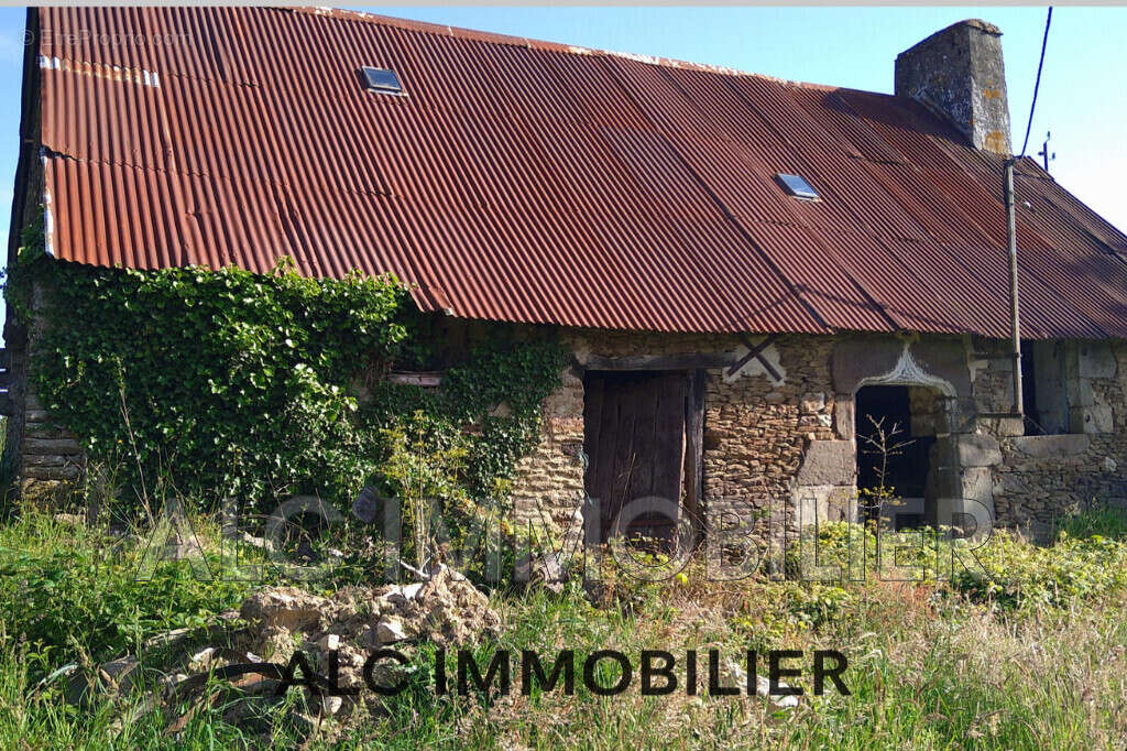 Maison à SAINT-PIERRE-DES-NIDS