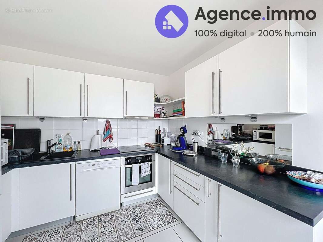 Appartement à SAINT-CYR-SUR-LOIRE