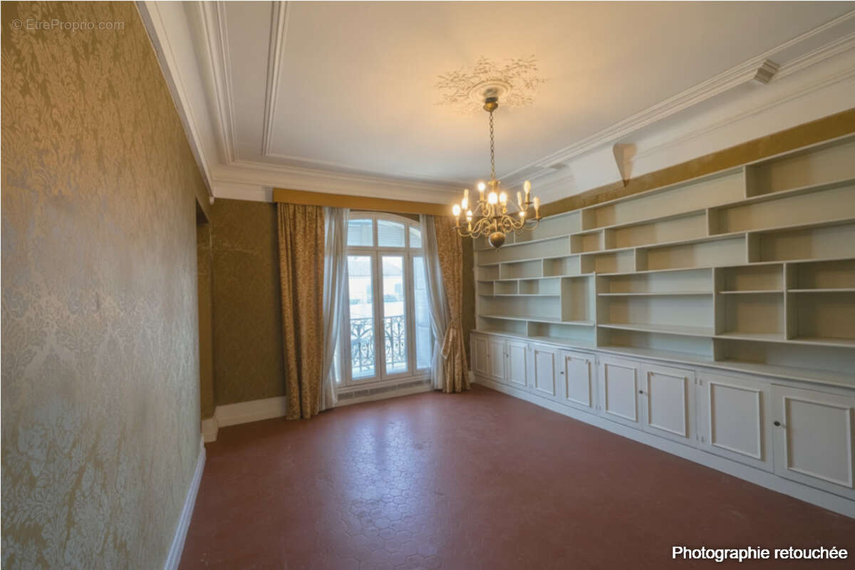 Appartement à MARSEILLE-6E