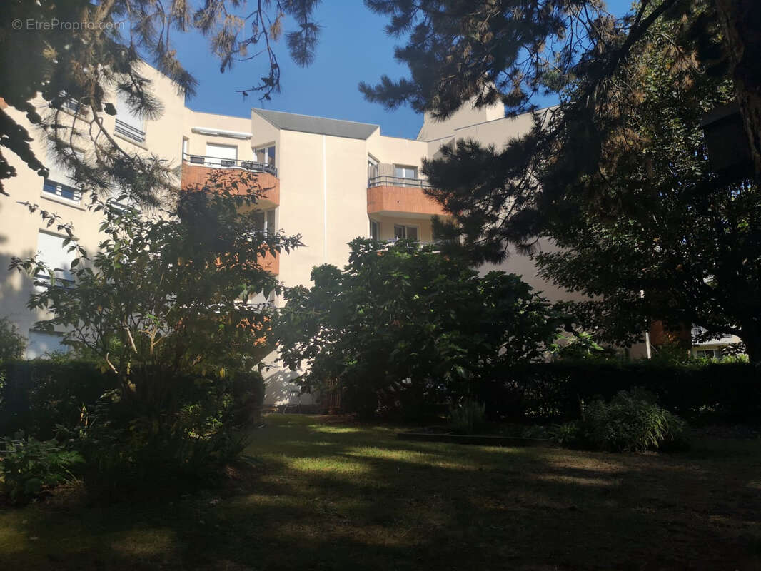 Appartement à LE KREMLIN-BICETRE