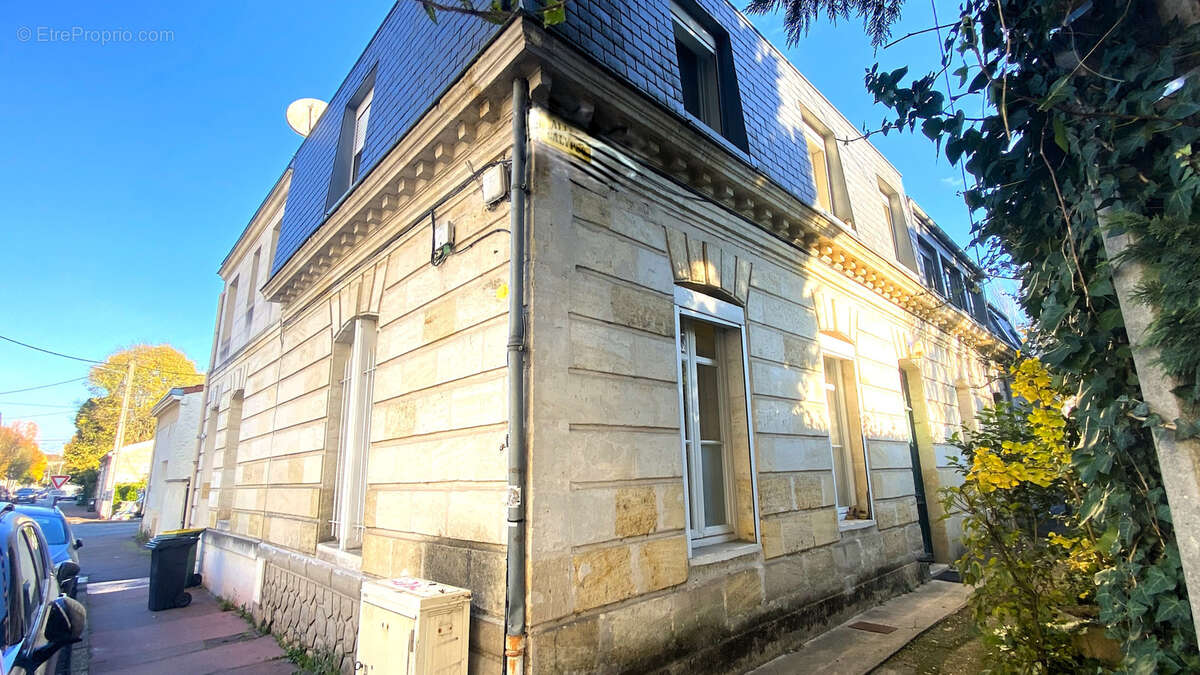 Maison à LE BOUSCAT