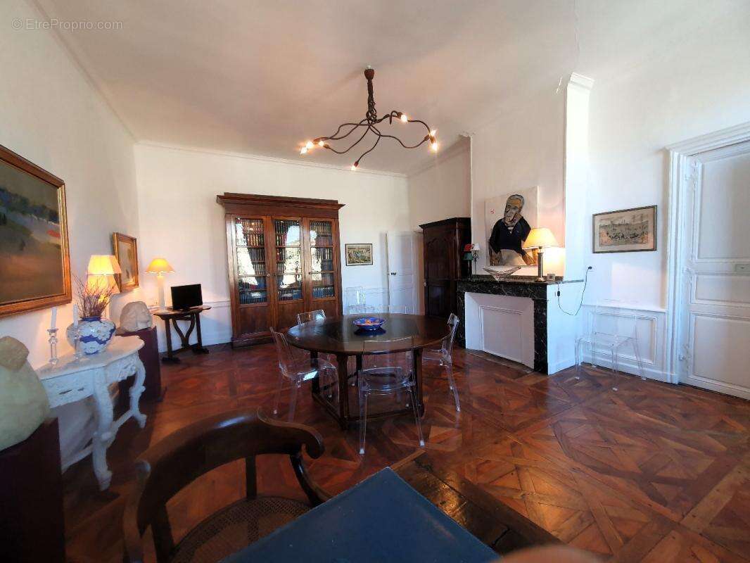 Appartement à VILLEFRANCHE-DE-ROUERGUE