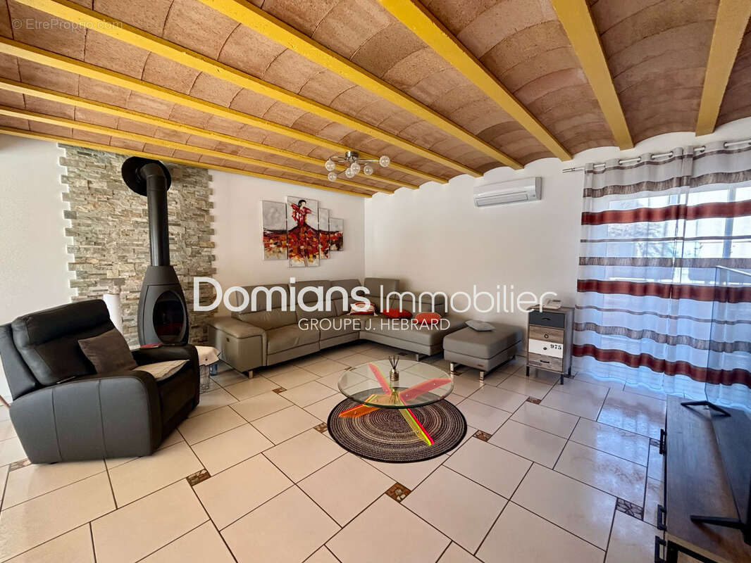 Maison à SAINT-CYPRIEN