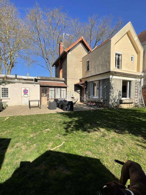 Maison à TRAPPES
