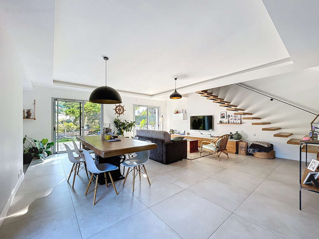 Maison à ANTIBES
