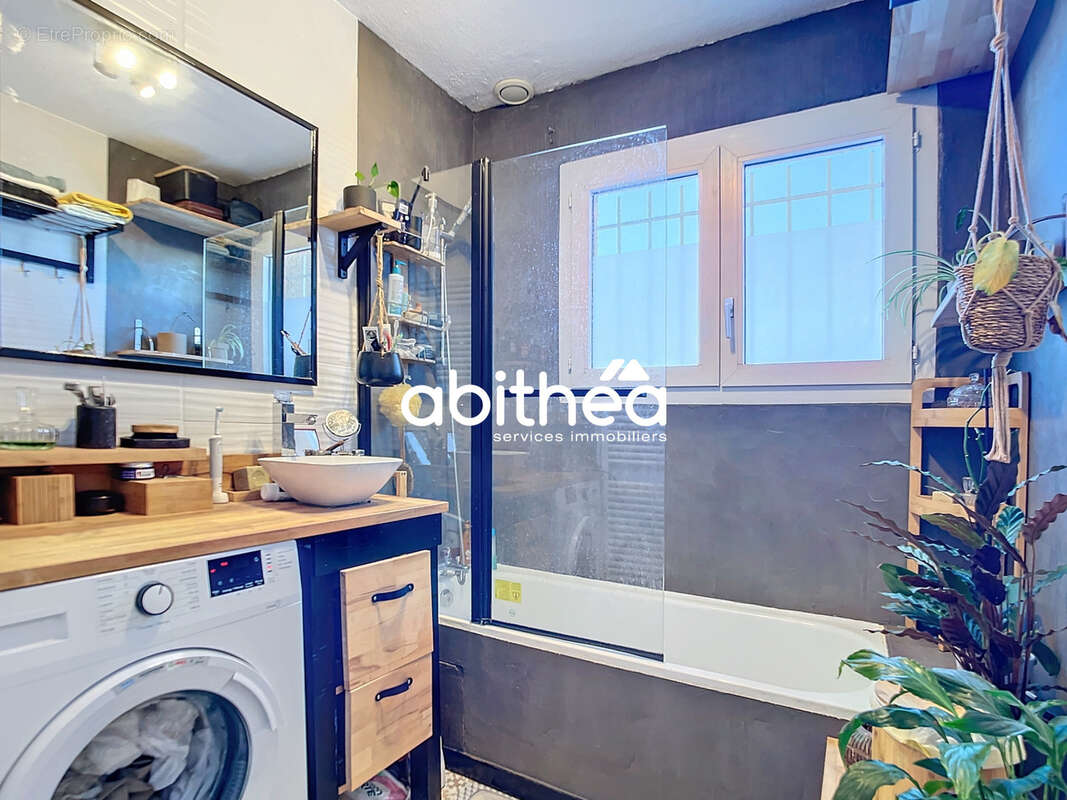 Appartement à BEZIERS