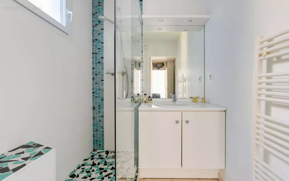 Appartement à TASSIN-LA-DEMI-LUNE