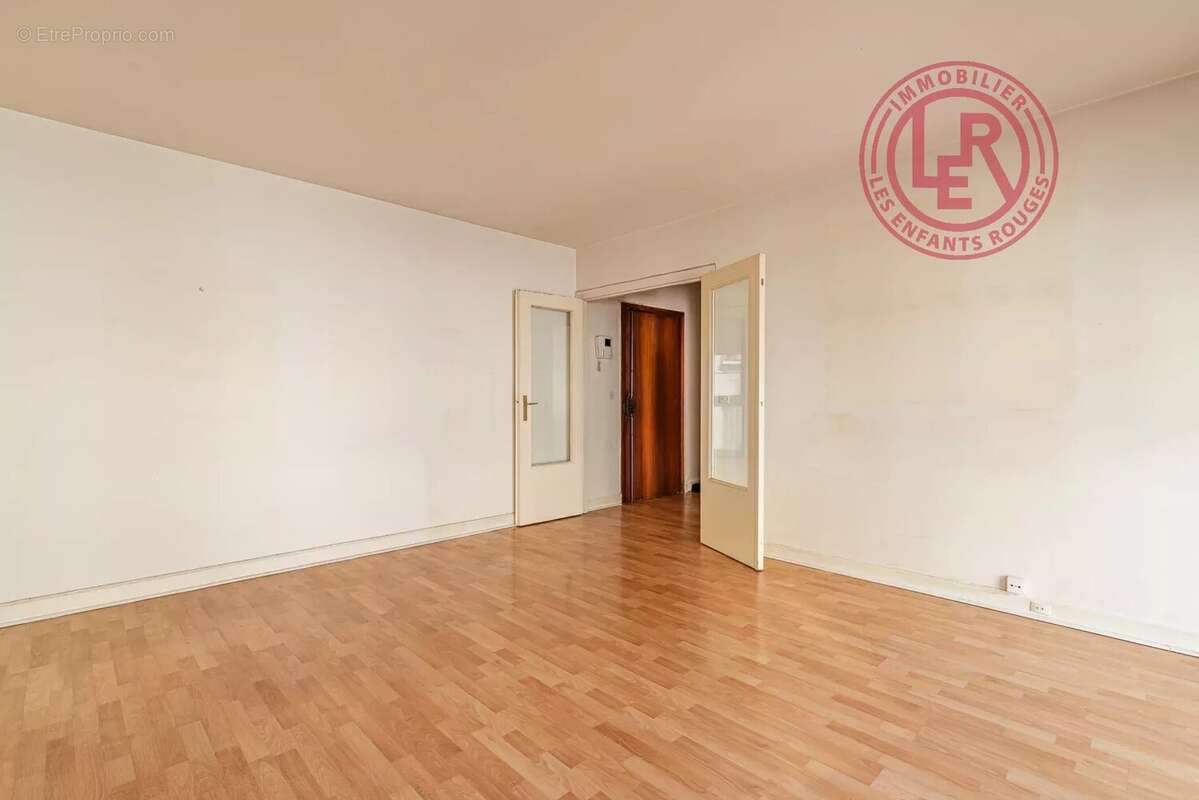 Appartement à PARIS-4E