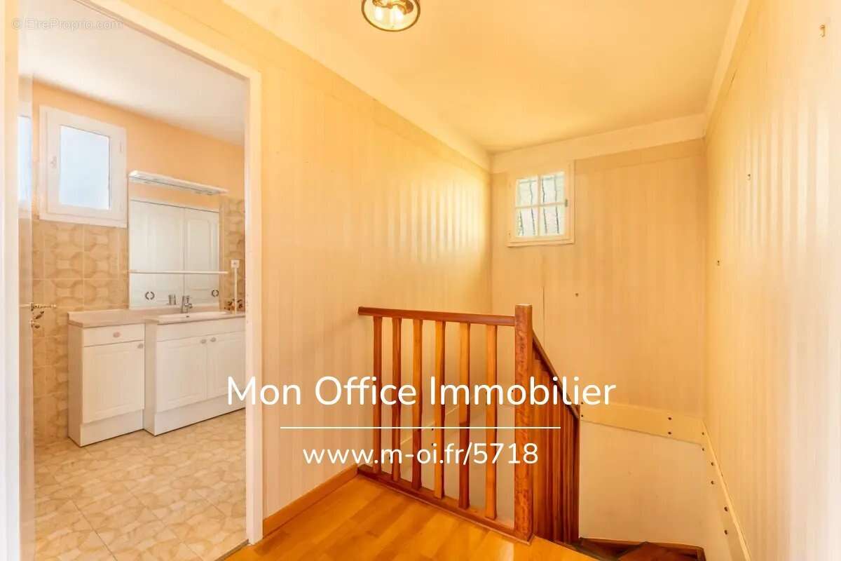 Référence : 5718-SBA - Maison, 3 chambres - Venelles - photo 8