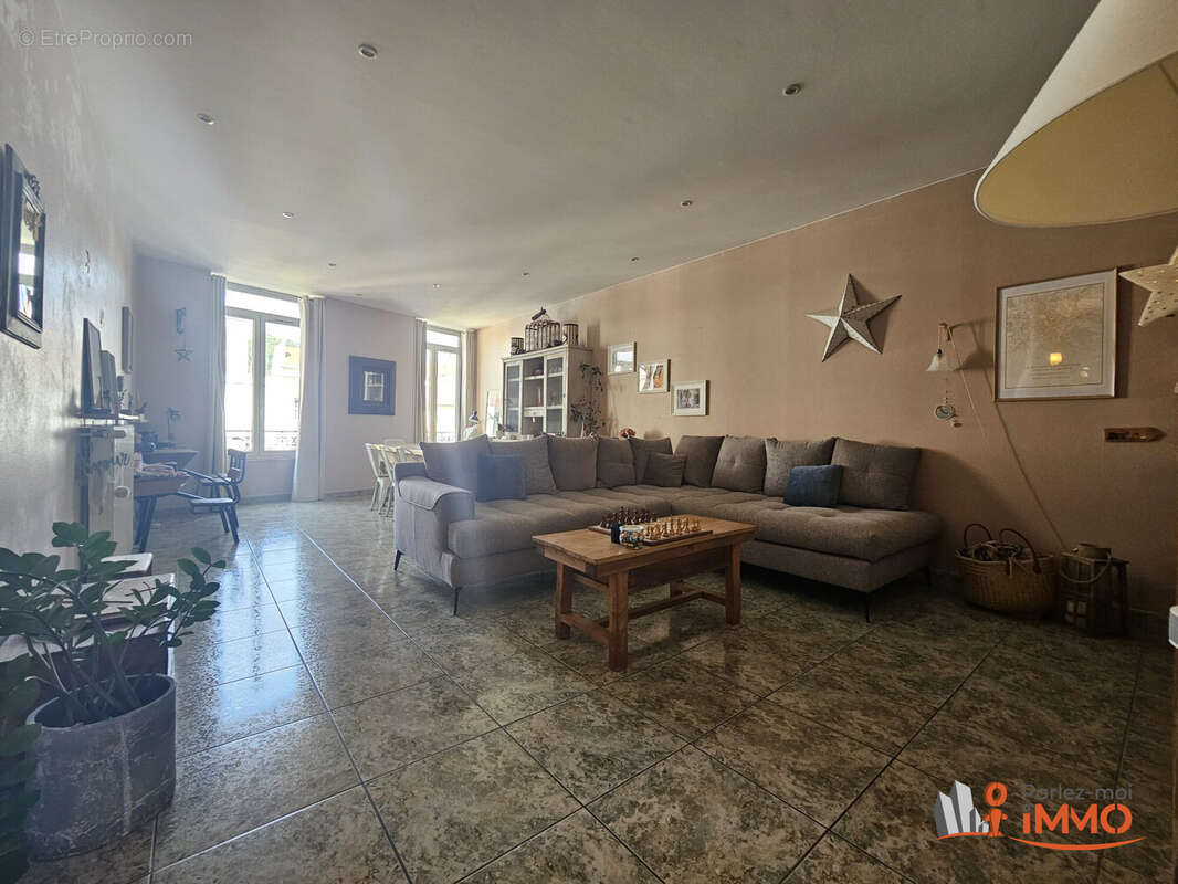 Appartement 123 m² à Saint-Etienne  - photo 3