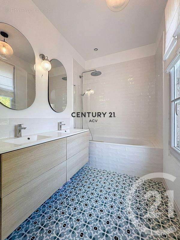 Maison à MAISONS-ALFORT