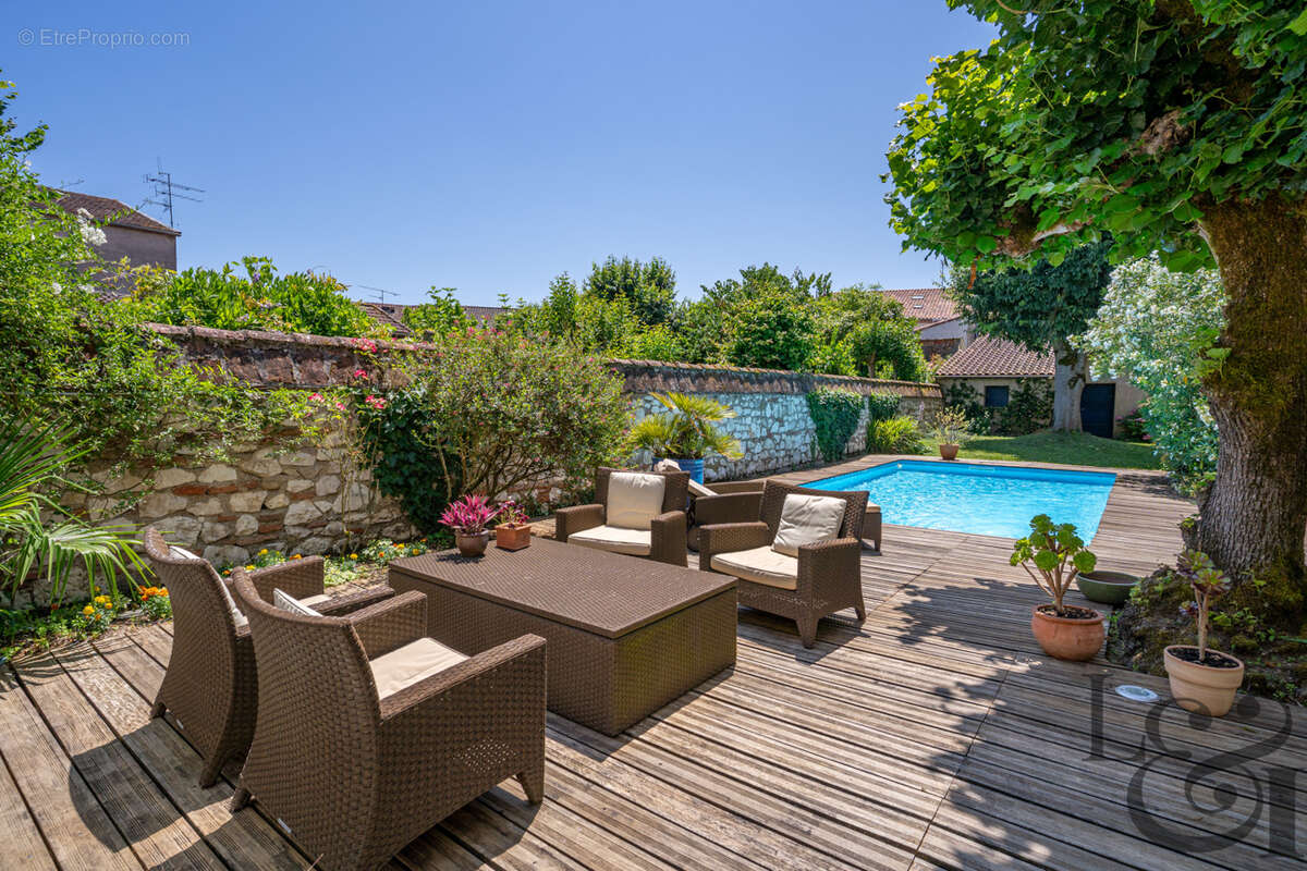 Maison de ville à vendre à Villeneuve-sur-Lot - photo 2