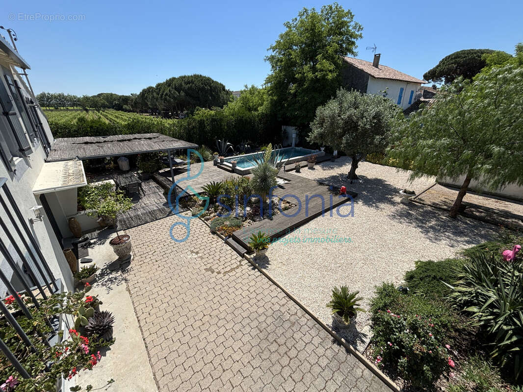 Maison à SAINT-LAURENT-D'AIGOUZE