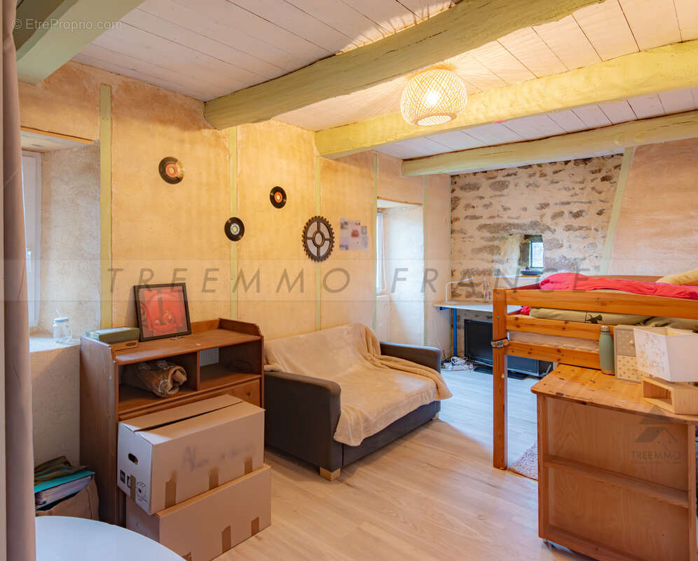 Maison à PLOUGUERNEAU