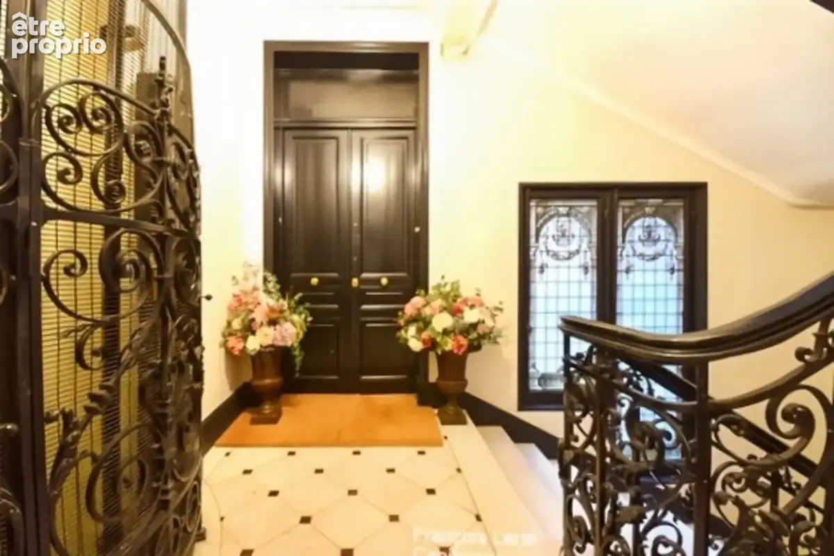 A vendre Appartement 5 pièces - LA MADELAINE - Quartier Botanique/Grand Boulevard - 140 m² - 3 chambres + 1 chambre de service - - photo 17