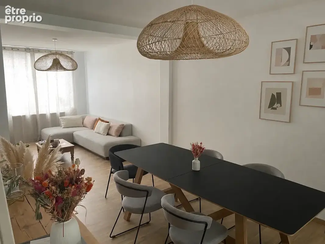 Maison 1930 semi individuelle entièrement rénovée avec gout !! - photo 2