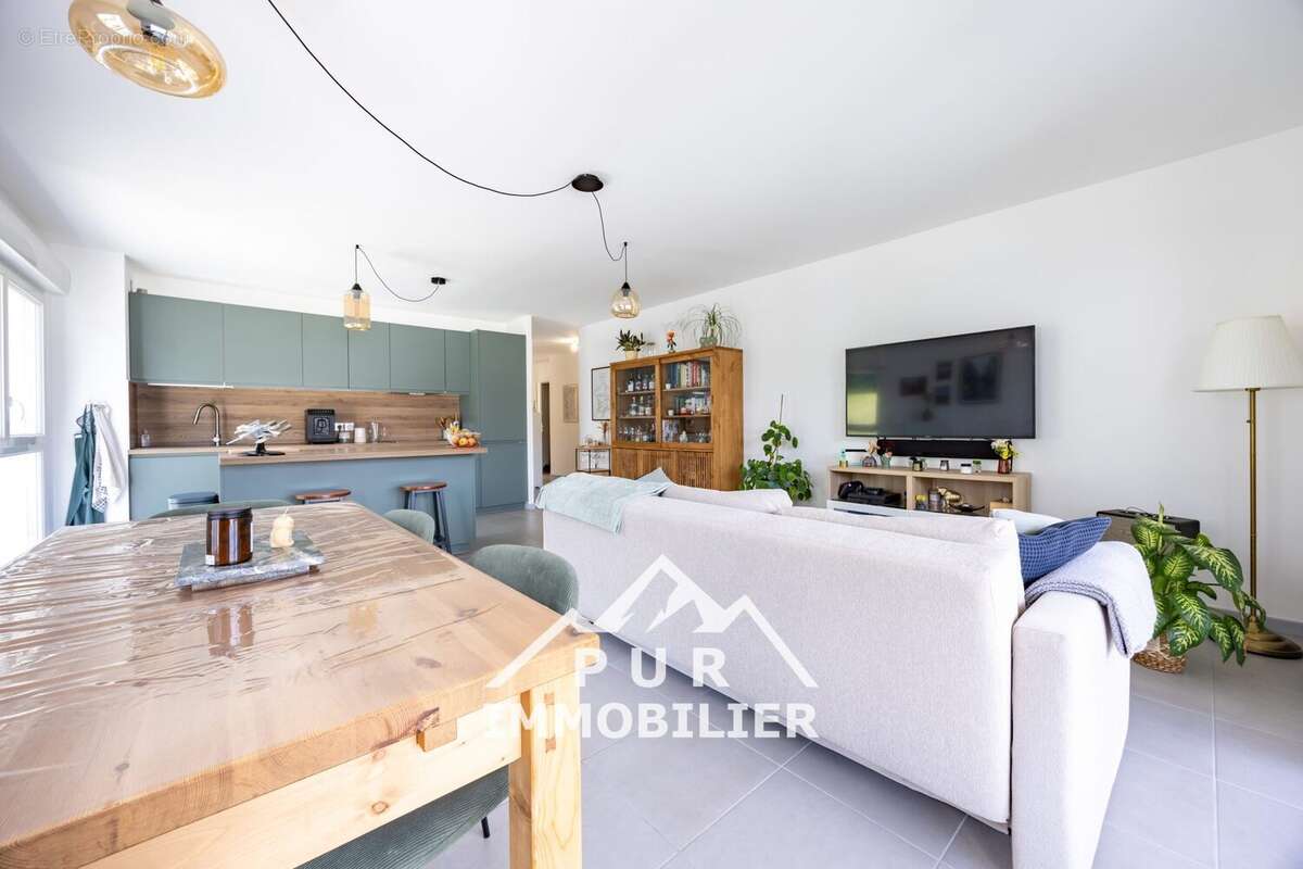 Appartement à LA MURAZ