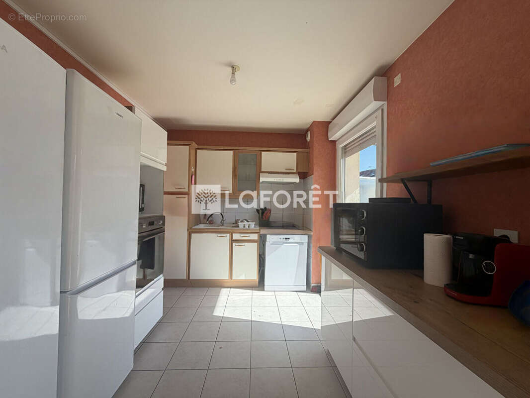Appartement hyper centre avec ascenseur et terrasse - photo 6