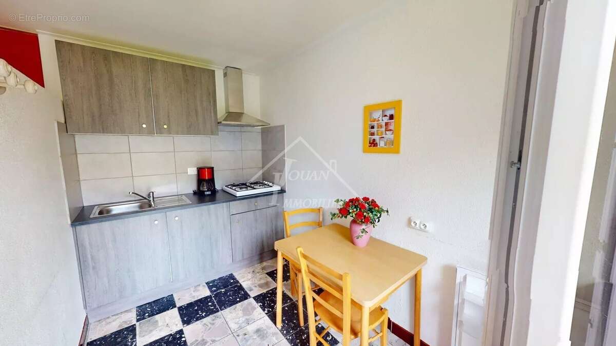 Maison à SAINT-BONNET-TRONCAIS