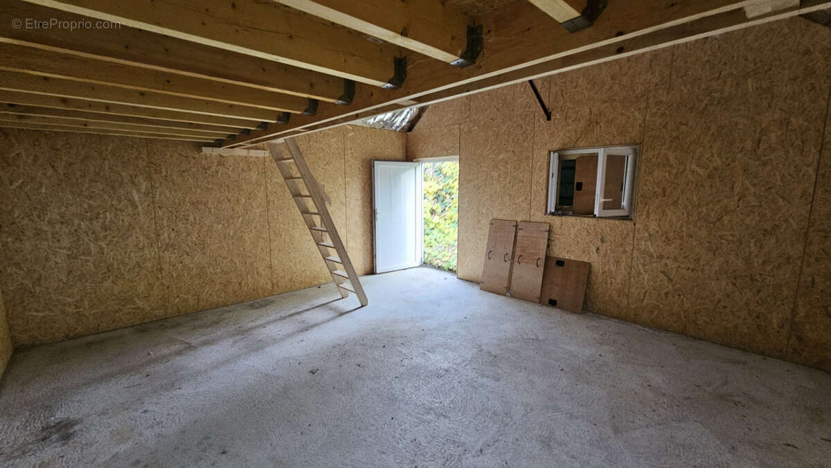 Maison à PRUNAY-LE-GILLON