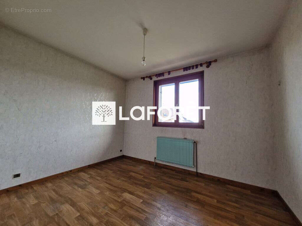 Maison à SAINTE-SUZANNE