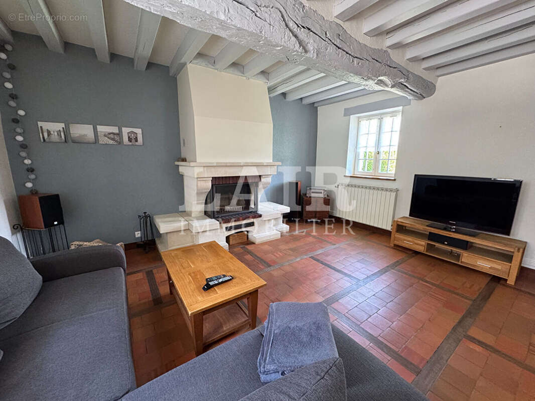 Maison à LE MELE-SUR-SARTHE