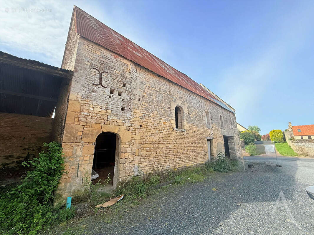 Maison à THAON
