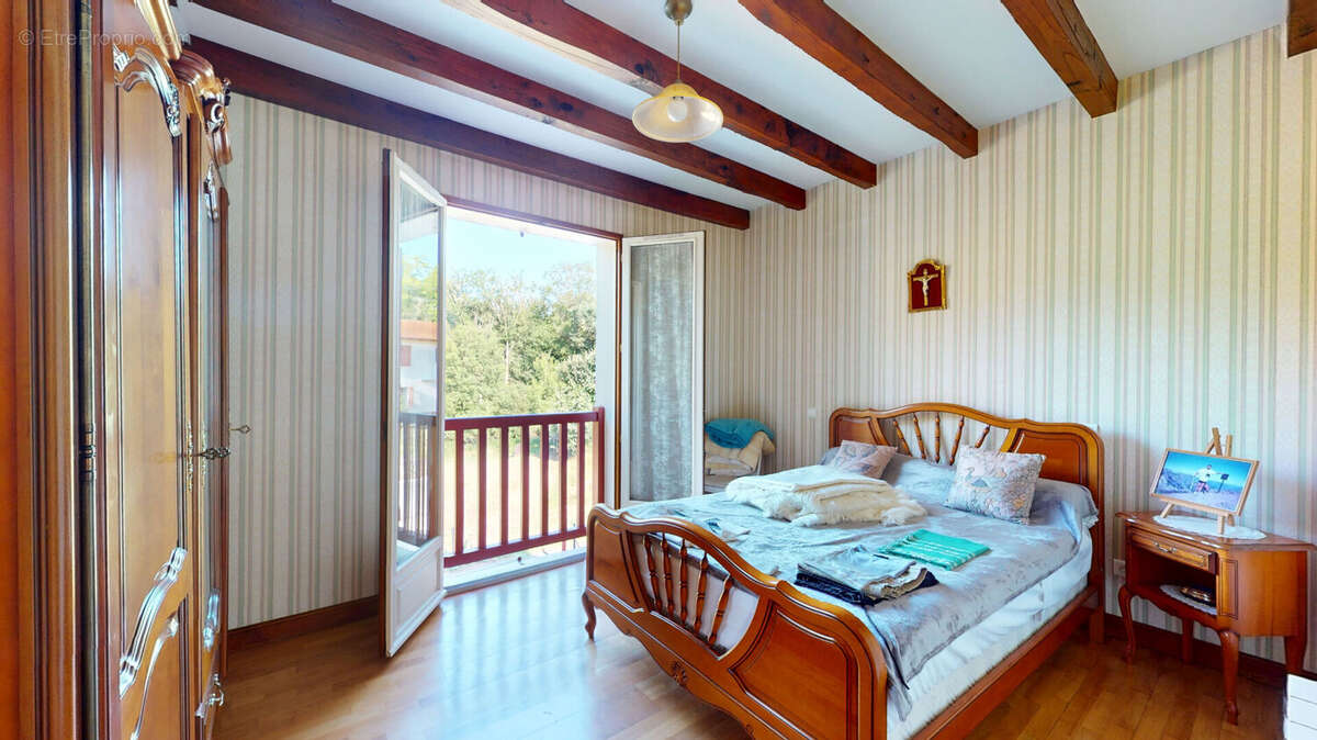 Maison à SAINT-JEAN-PIED-DE-PORT