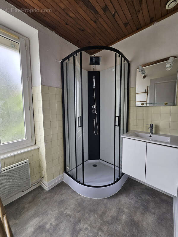 Appartement à EPINOUZE