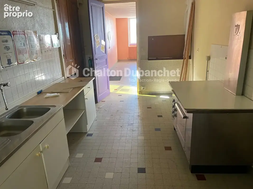 Saint just la pendue maison 230m² - photo 8