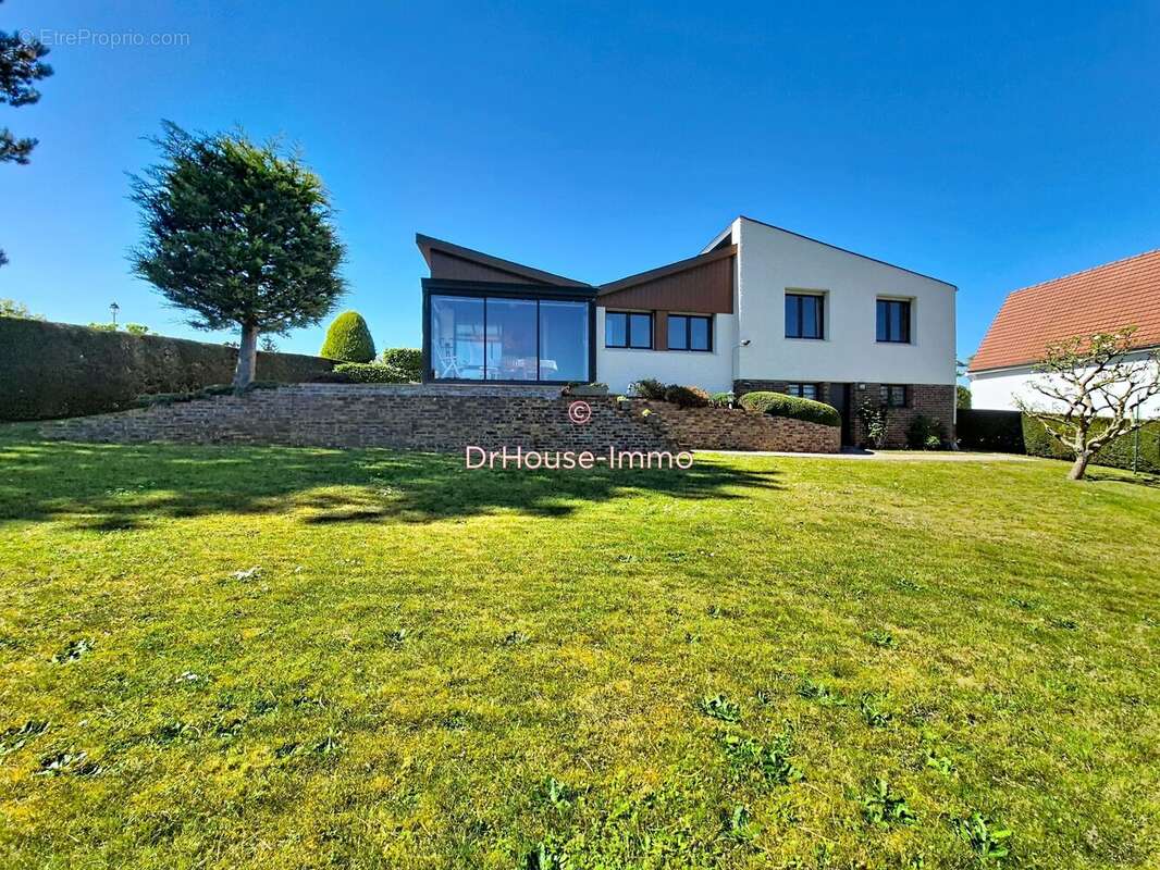 Maison 6 pièces 130 m² à vendre à Elancourt (78990) - photo 17
