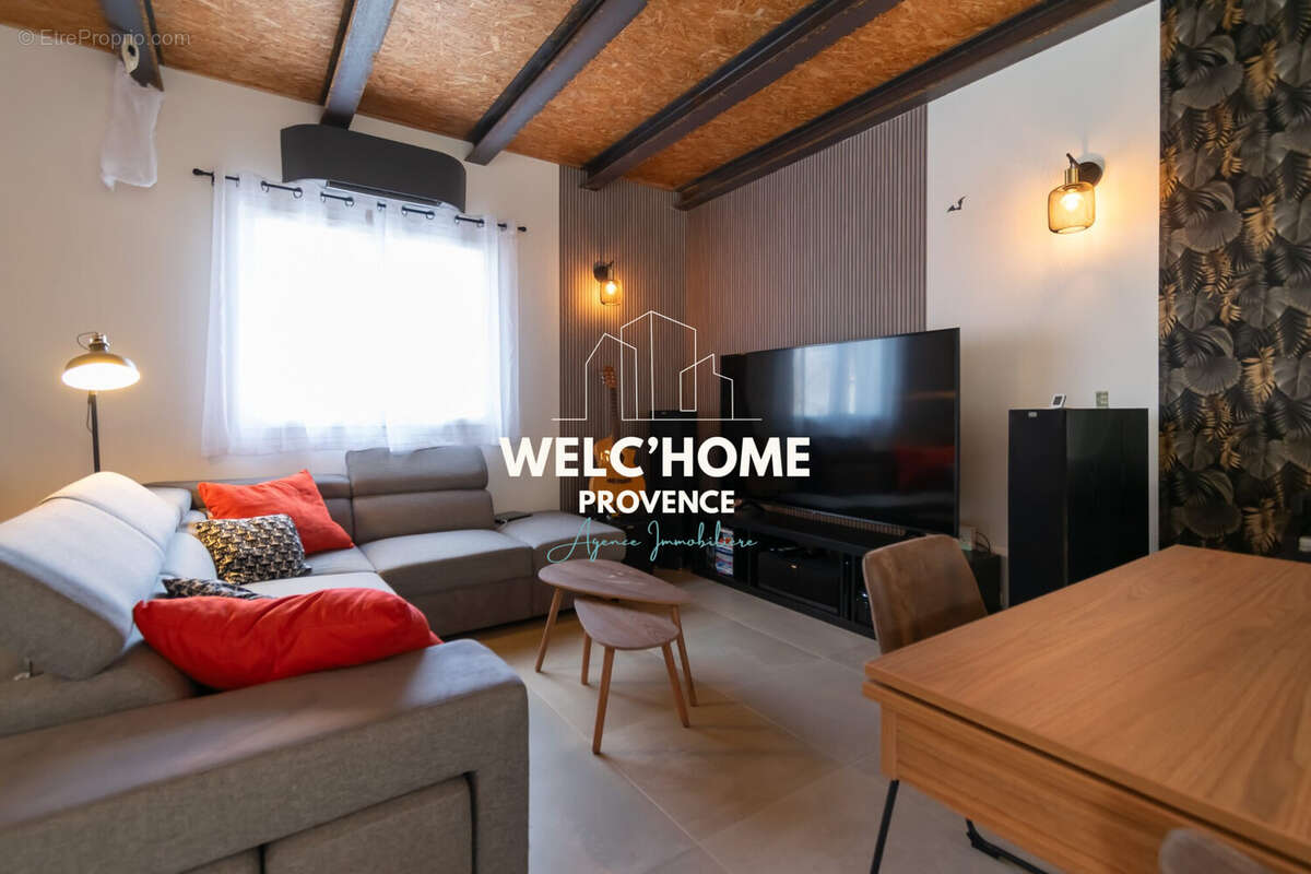 Maison à SAINT-JULIEN