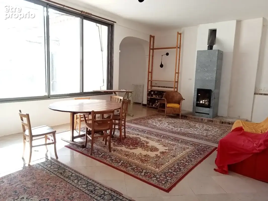 Maison ancienne refaite à neuf, 3 appartements / 1 studio, terrasse et jardin ! - photo 9