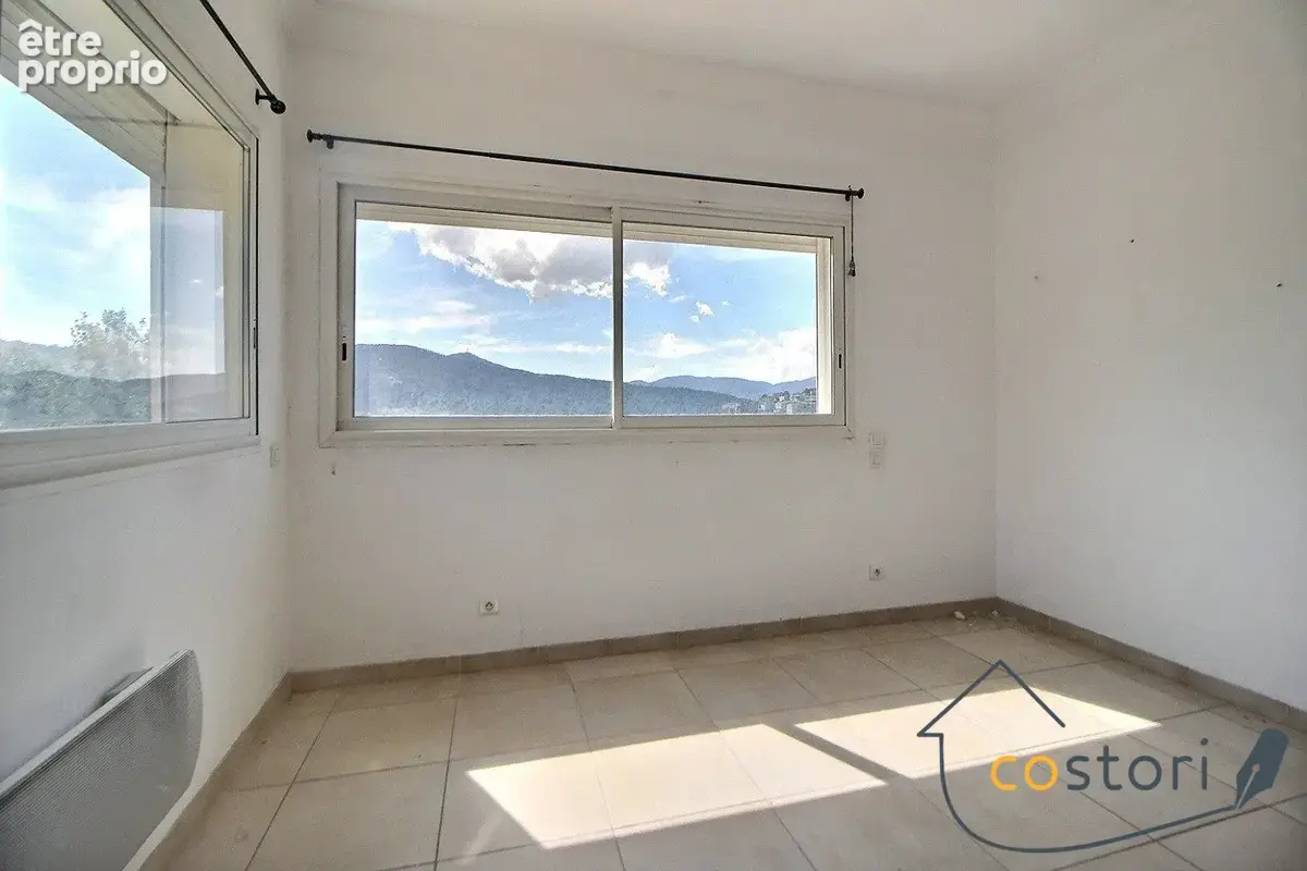 Appartement 197 m² à Sainte-Maxime  - photo 9