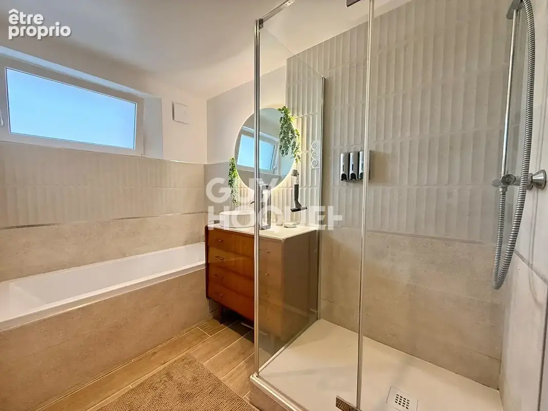Appartement Aix Les Bains 3 pièce(s) 72.93 m2 - photo 5