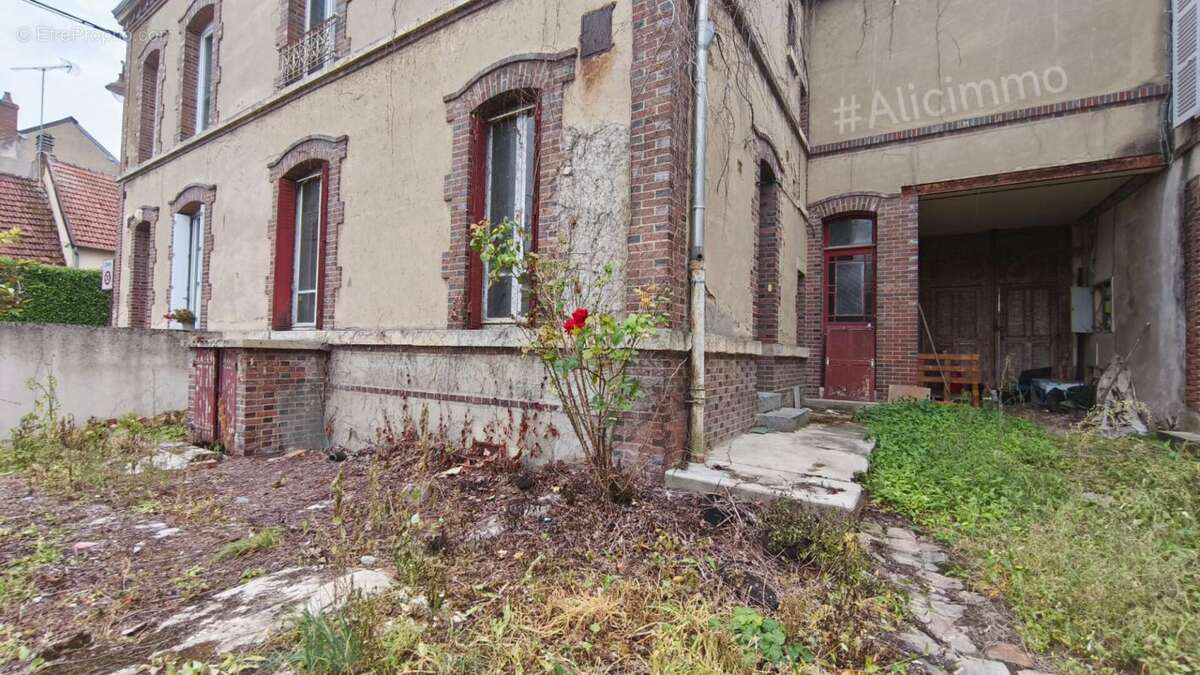 Maison à SEZANNE