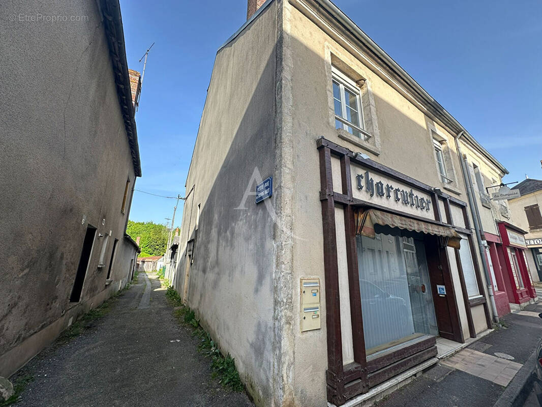 Appartement à MENETOU-SALON